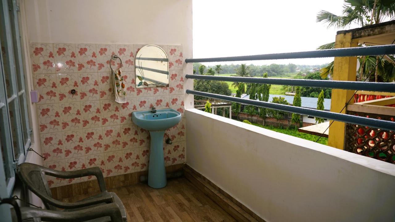 Taj Residency Holiday Homestay -Entire 1Bhk & 2Bhk Private Apartments -Call 767Ooo54Oo Jorhāt Exterior foto