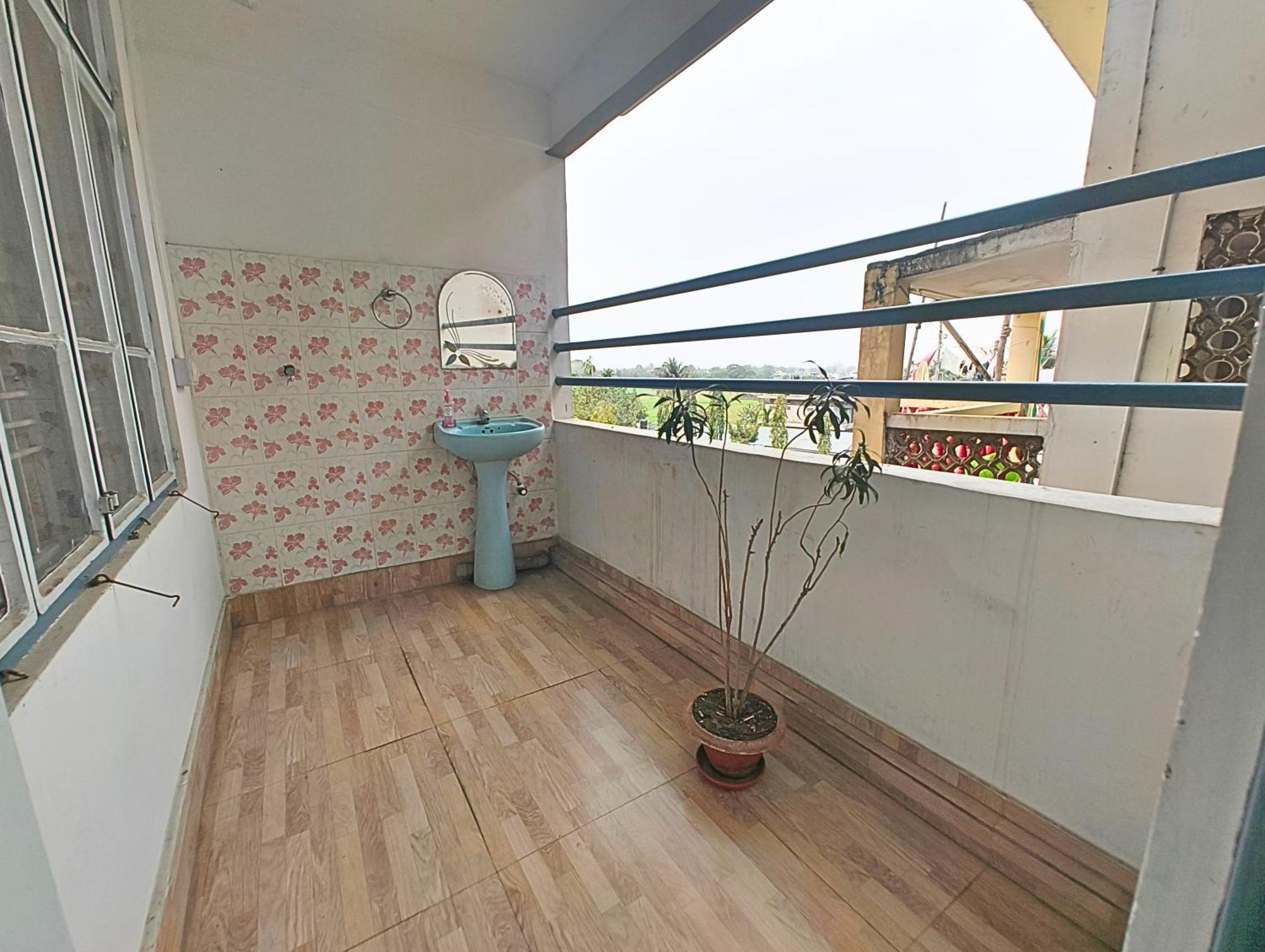 Taj Residency Holiday Homestay -Entire 1Bhk & 2Bhk Private Apartments -Call 767Ooo54Oo Jorhāt Exterior foto