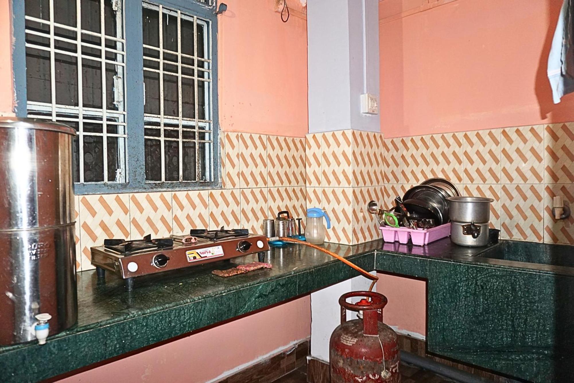 Taj Residency Holiday Homestay -Entire 1Bhk & 2Bhk Private Apartments -Call 767Ooo54Oo Jorhāt Exterior foto
