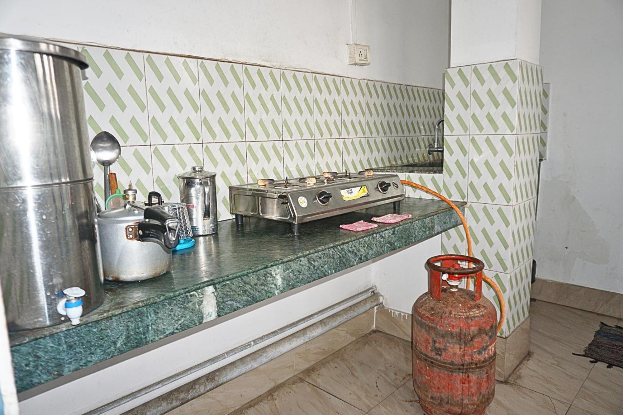 Taj Residency Holiday Homestay -Entire 1Bhk & 2Bhk Private Apartments -Call 767Ooo54Oo Jorhāt Exterior foto