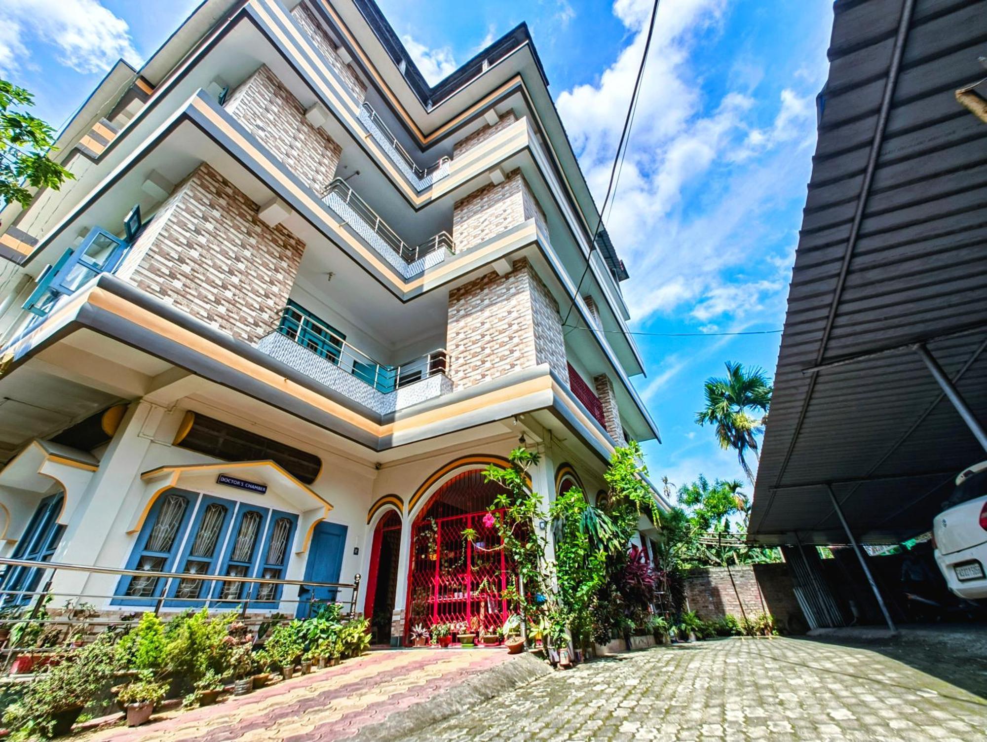 Taj Residency Holiday Homestay -Entire 1Bhk & 2Bhk Private Apartments -Call 767Ooo54Oo Jorhāt Exterior foto